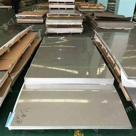 长期供应SUS304食品级不锈钢板,304不 锈钢板,304拉丝不锈 钢板