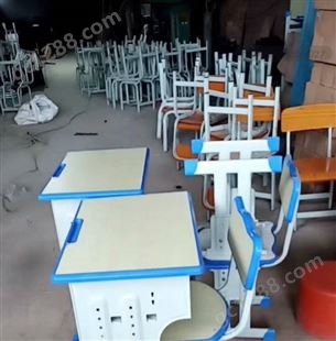 南宁学生课桌椅厂家，培训机构学习桌椅定制