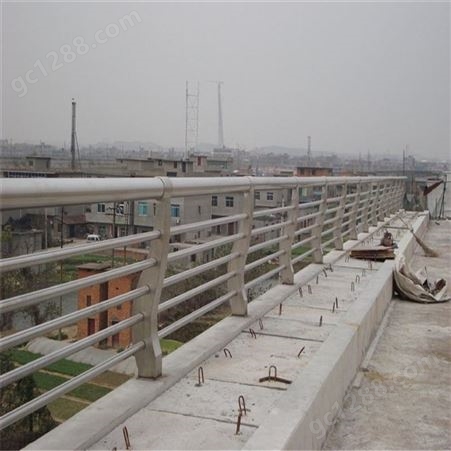 不锈钢美观安全桥梁防护栏